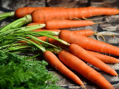 carrots-2387394_1920.jpg