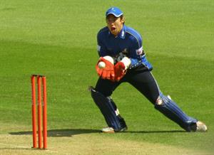 800px-Andrew_Hodd,_Sussex_Wicketkeeper.jpg