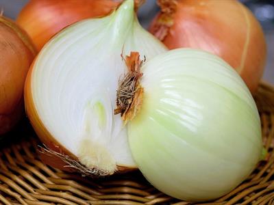 onion-1144620_1280.jpg