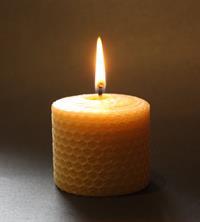 happy-flame-honeycomb-beeswax-candles-certified-organic-beeswax-cosy-honeycomb-candle-set-5-5-x-5cm-758673435_2048x.jpg
