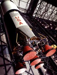 the-first-stage-s-1-c-of-apollo-6-as-502-is-erected-at-the-vehicle-assembly-37757a-1600.jpg