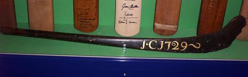 Oldest_cricket_bat.jpg