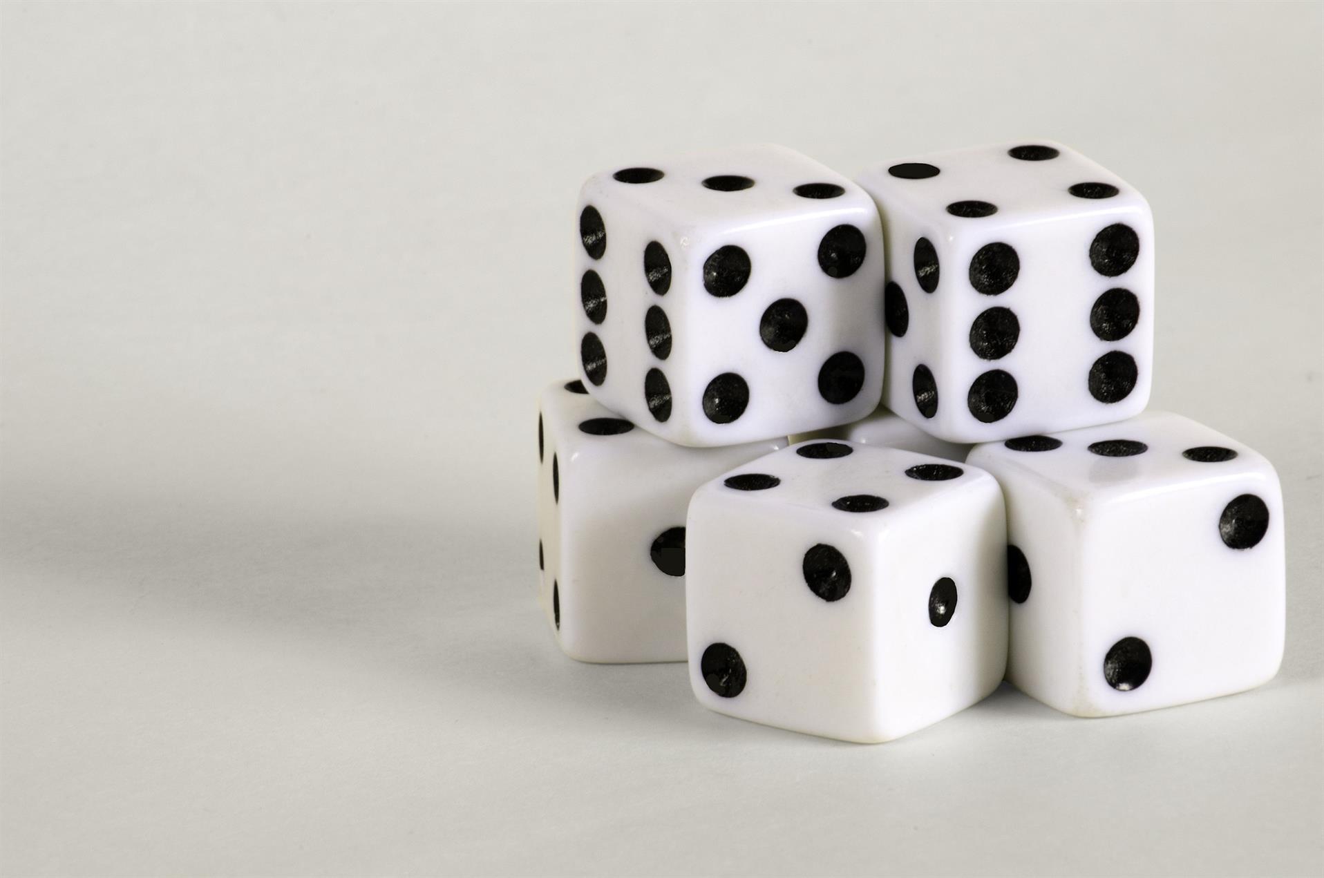 Probability of a number in throwing dices — task. Mathematics CBSE